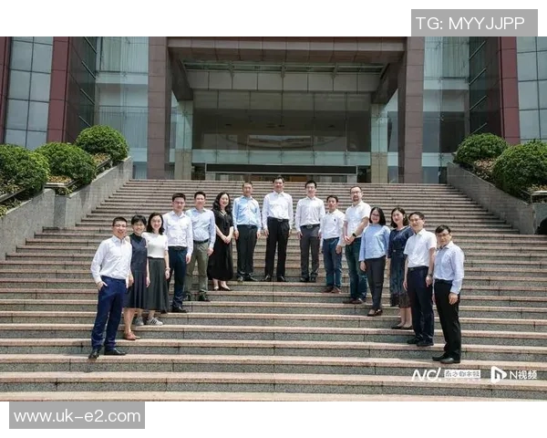 刘泽一的成长之路:从平凡少年到卓越人才的励志故事